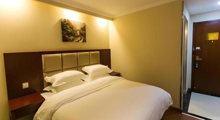 Greentree Inn Suzhou Guanqian Street Leqiao Metro Station Exterior photo